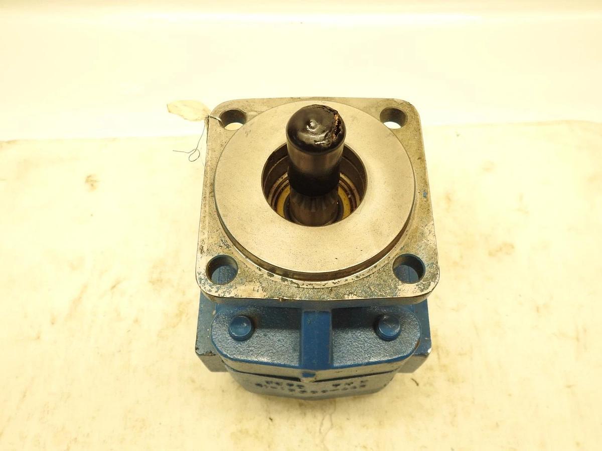 New Genuine Galbreath A4114 Pump, 17.5 GPM Direct Mounted Bi Rot