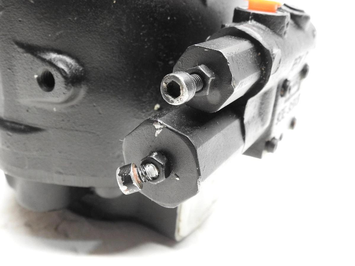 New Oem Parker Denison PD Series Hydraulic Axial Piston Pumps PD045PS08SLS5BL20R