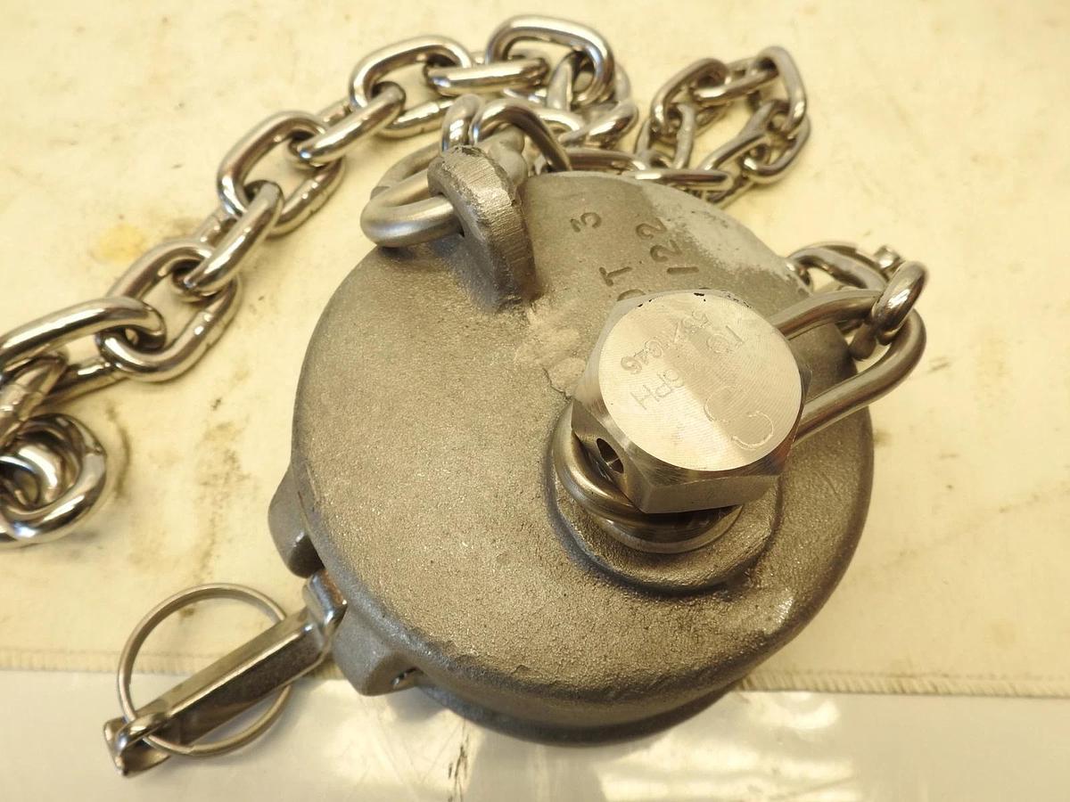 PT Coupling Coupler Cap with Chain HBS30 T01816PH 56211046