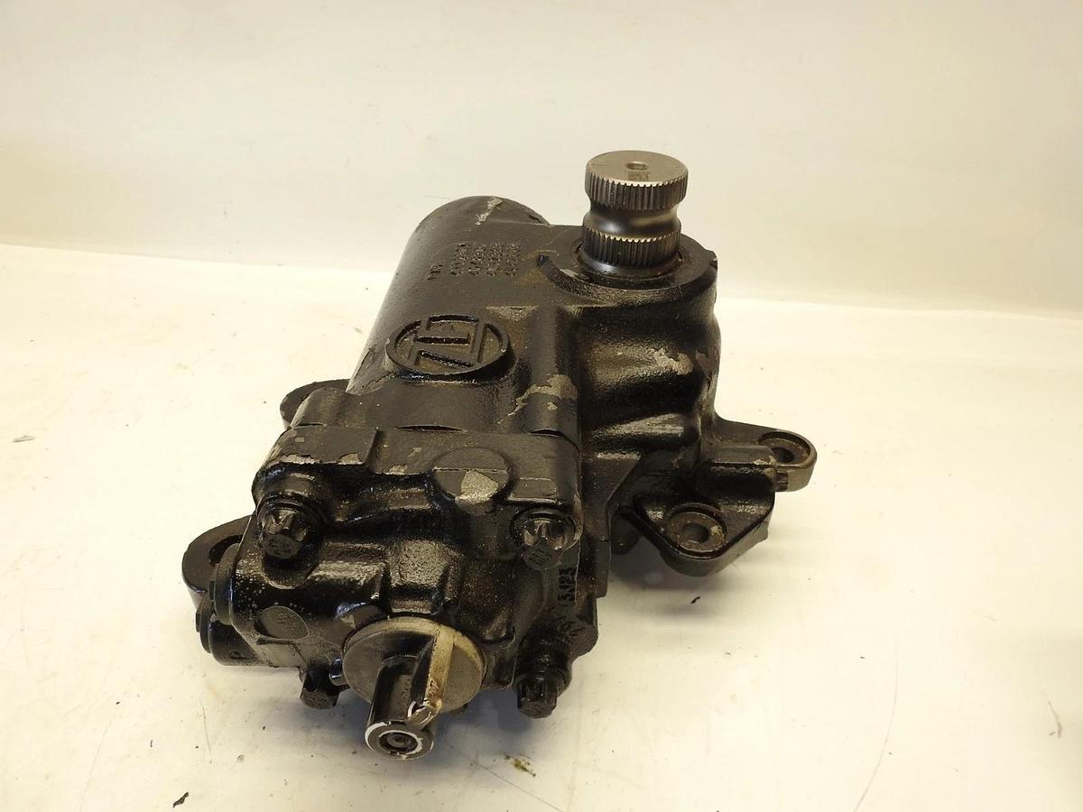 Oem TRW RGT60011R Steering Gear for 02-18 Freightliner