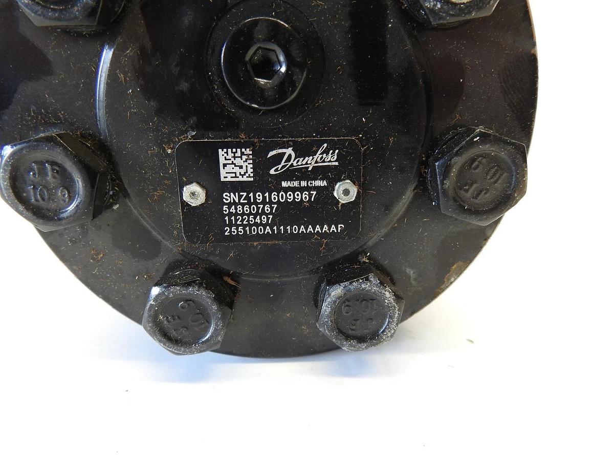 Oem Danfoss Hydraulic Motor SNZ191609967 64760321 11225497 255100