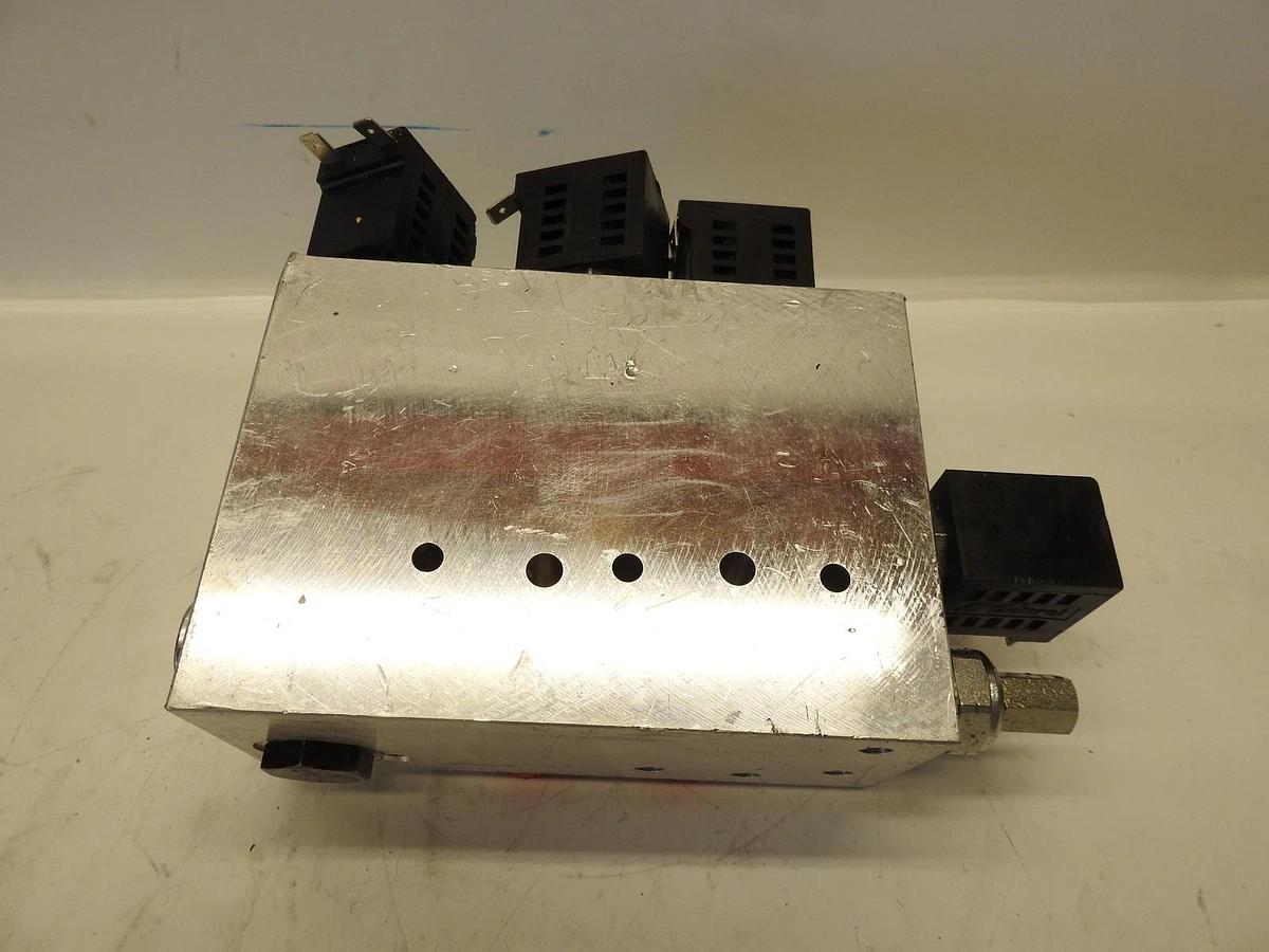New Oem Genie JLG Terex Hydraulic Valve Assy 24627AE 24058457