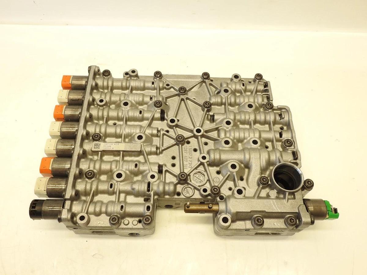 8HP70 ZF8HP70 Automatic Transmission Valve Body For BMW LAND ROVER JAGUAR 2010ON