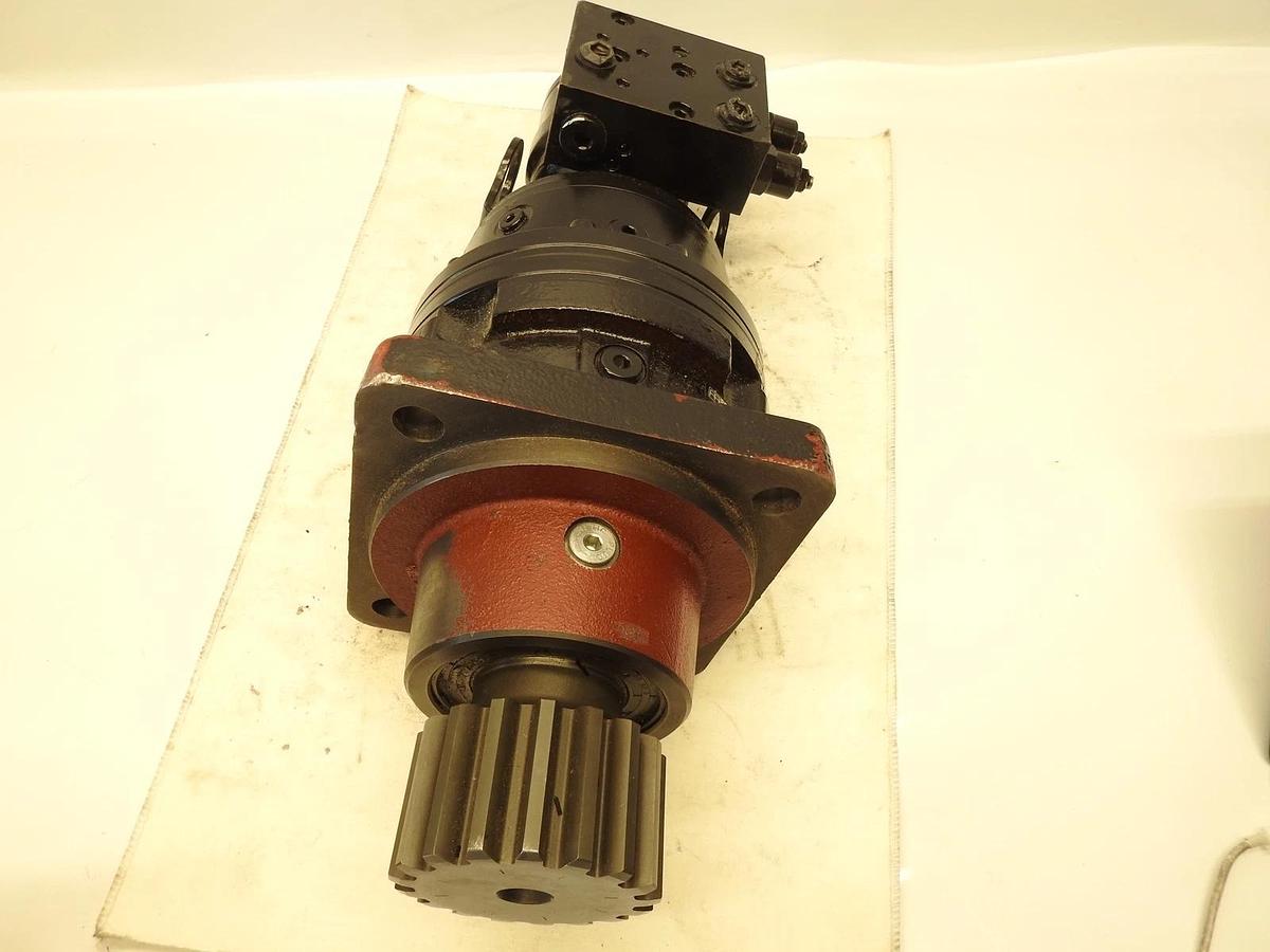 Fits Genie 89885, 89885GT - S40/Z60 Swing Drive Assembly