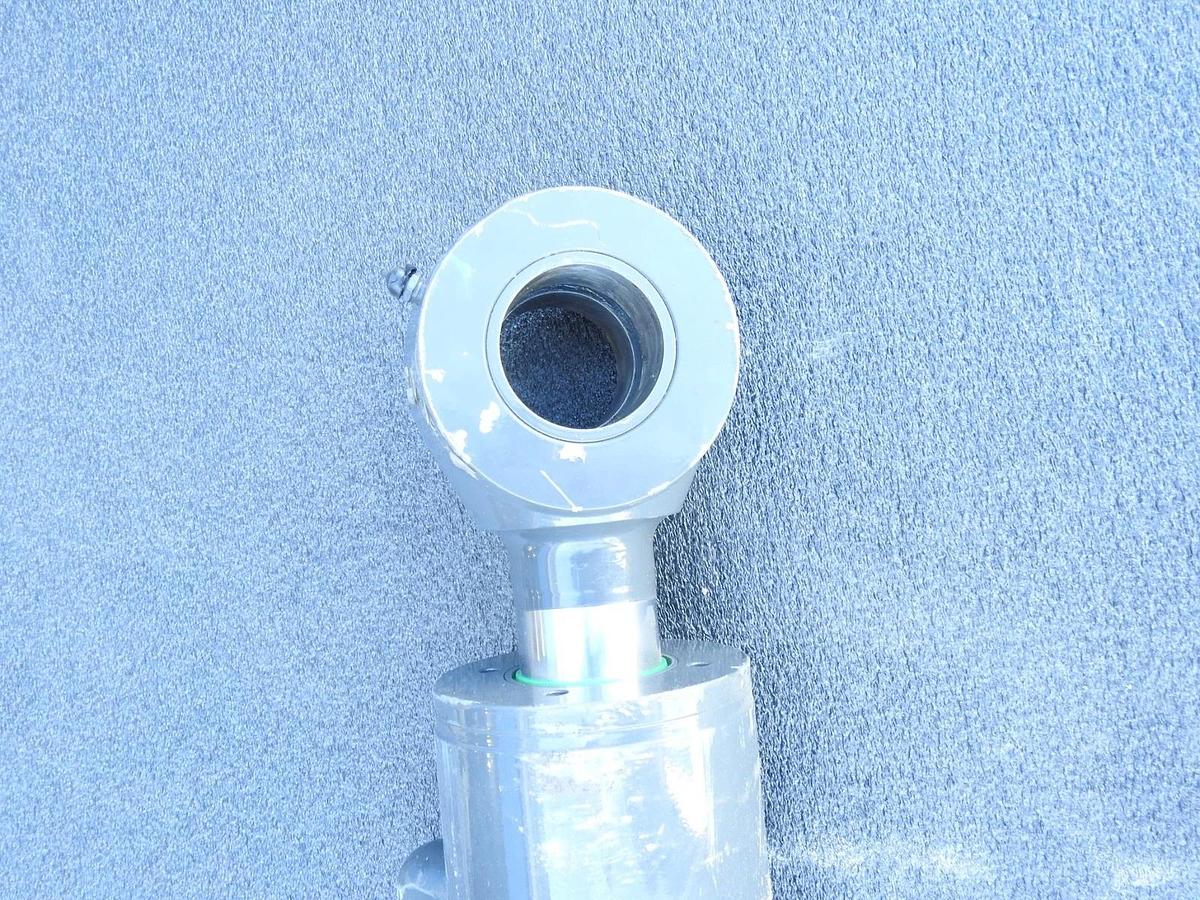 Oem Case IH 90472384R - REMAN-HYD CYLINDER - CASE IH