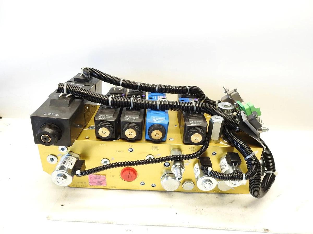 New Oem CASE CNH 51593066 MCD-7695 300230 Hydraulic Control Valve Manifold
