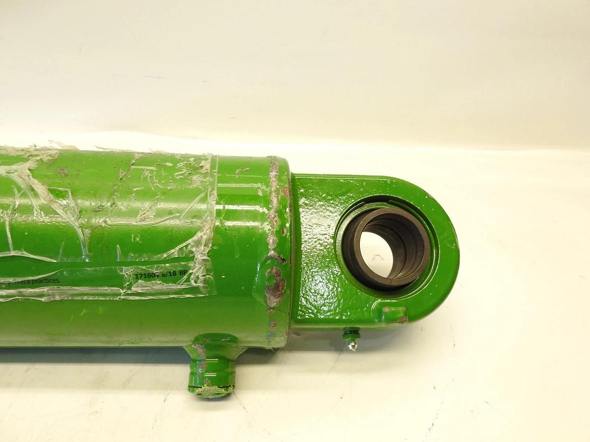 New Oem John Deere Hydraulic Cylinder 1.5850" Bore 20" Eye to EYE  See Details