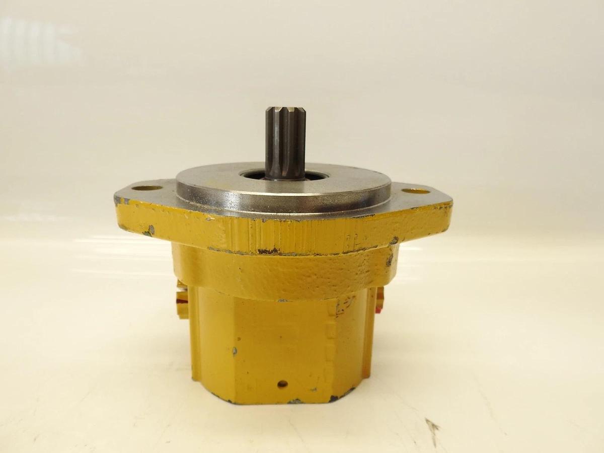 Oem John Deere AT332544 Cooling and Filtration Pump Fits 644K 724K 744K