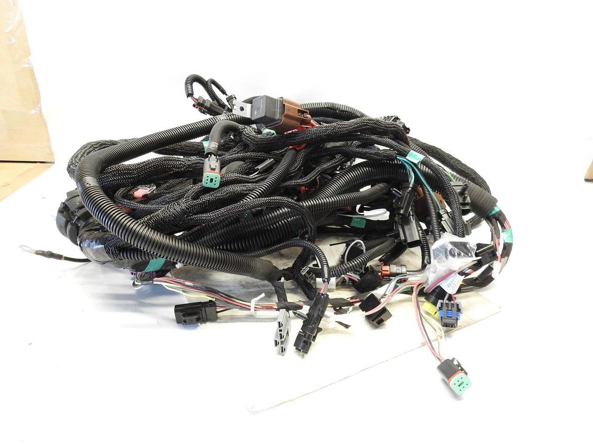 New OEM John Deere Main Operator Wiring Harness AT539732