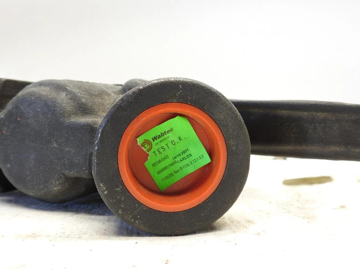 Lot of 2 Wabtec T043960  T44862  11020A Angle Valves