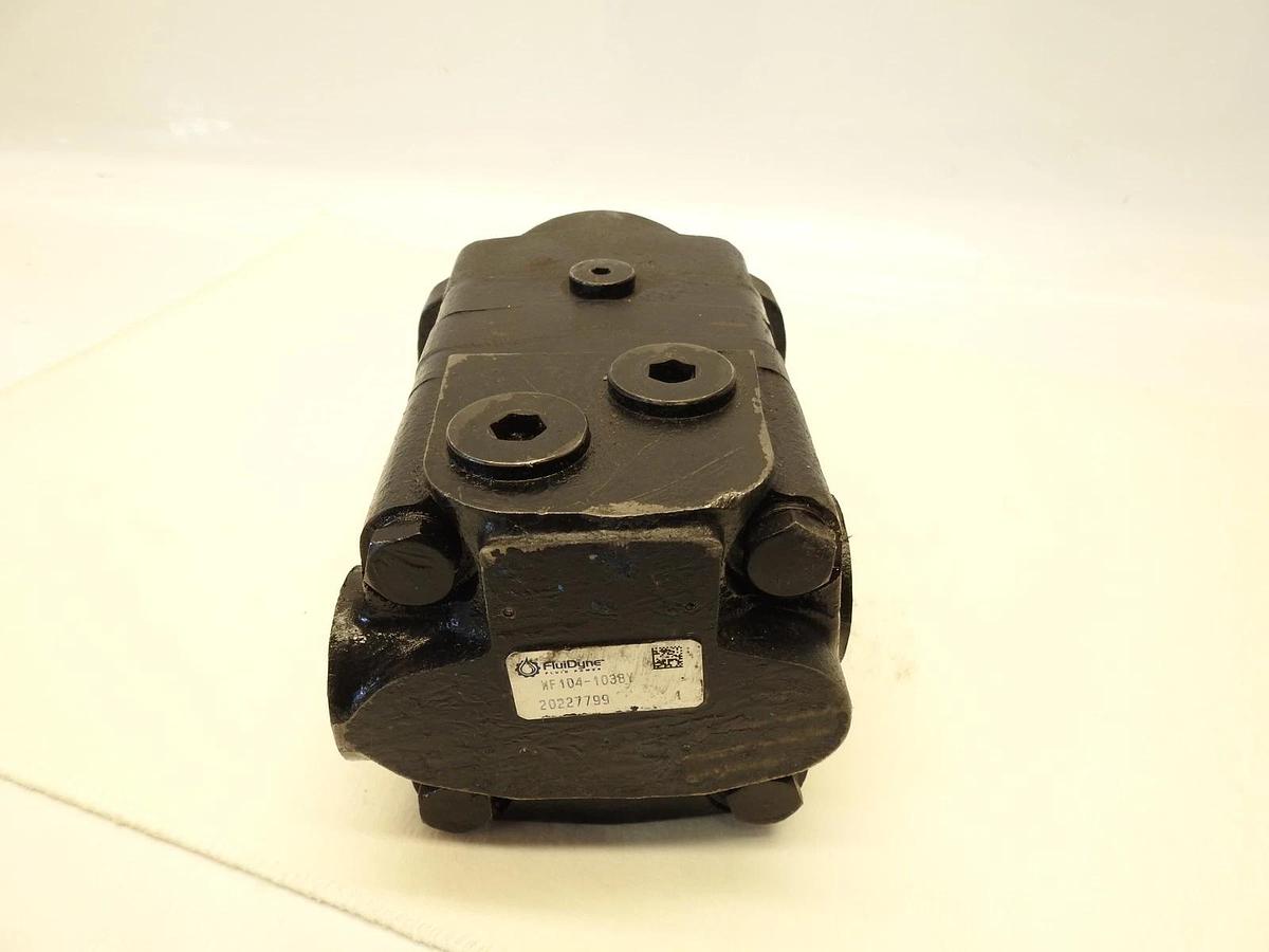 New Genuine Fluidyne WF104-1038Y Hydraulic Motor Keyed Shaft