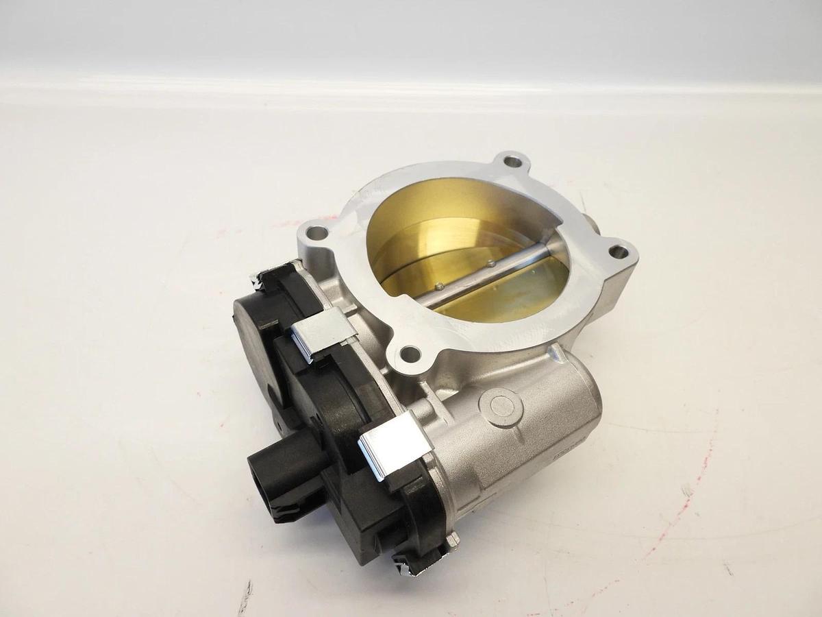 New Throttle Body 1027 52.93 deg 4.335 V 044136 08M3331