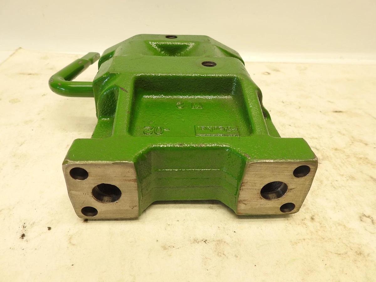 New Breakaway Coupler John Deere 8245R 8270R 8285R 8330 8335R 8310R RE559660