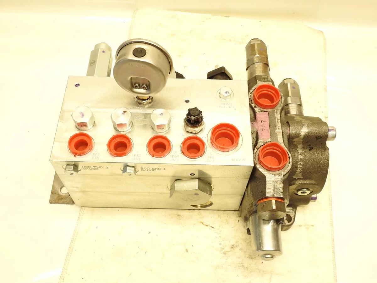 New Oem Maxle E24FCQ57A Drop Down Trailing Axle Hydraulic Valve Manifold