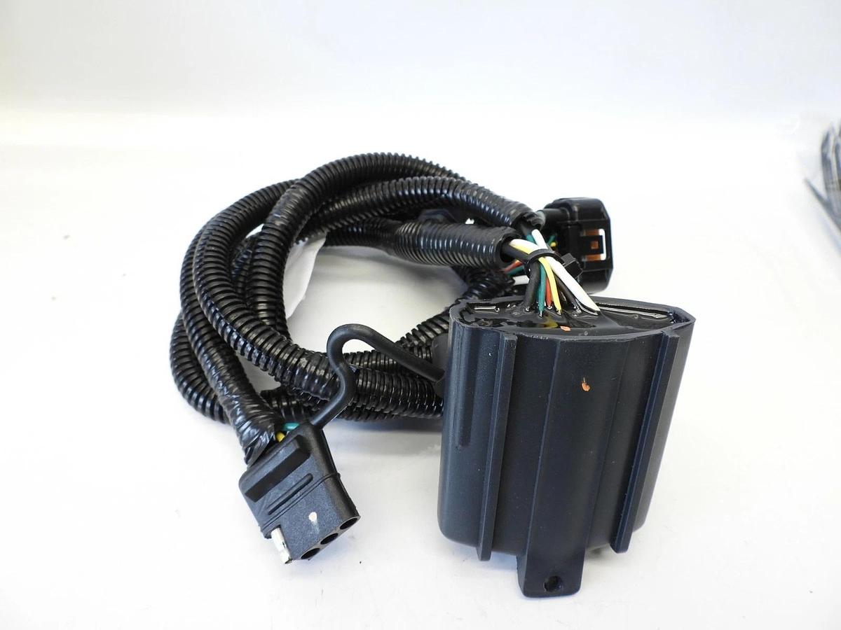 New Oem Hyundai N7H03 AP100 Tow Hitch Electrical Harness 4P, PNP, GI28 L396