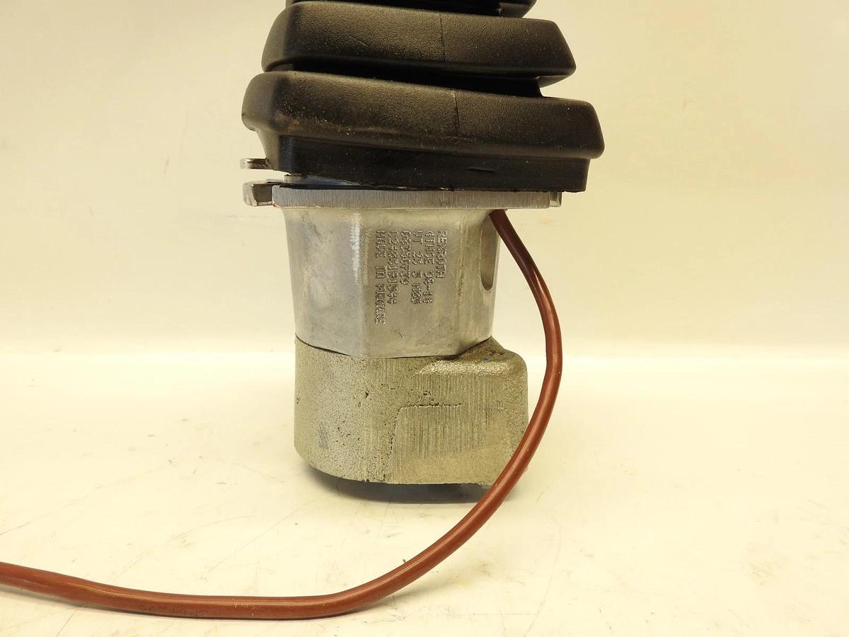 OEM Bosch Rexroth Joystick Controller 4TH 6E 90-14 08350739 07257981 C2403191544