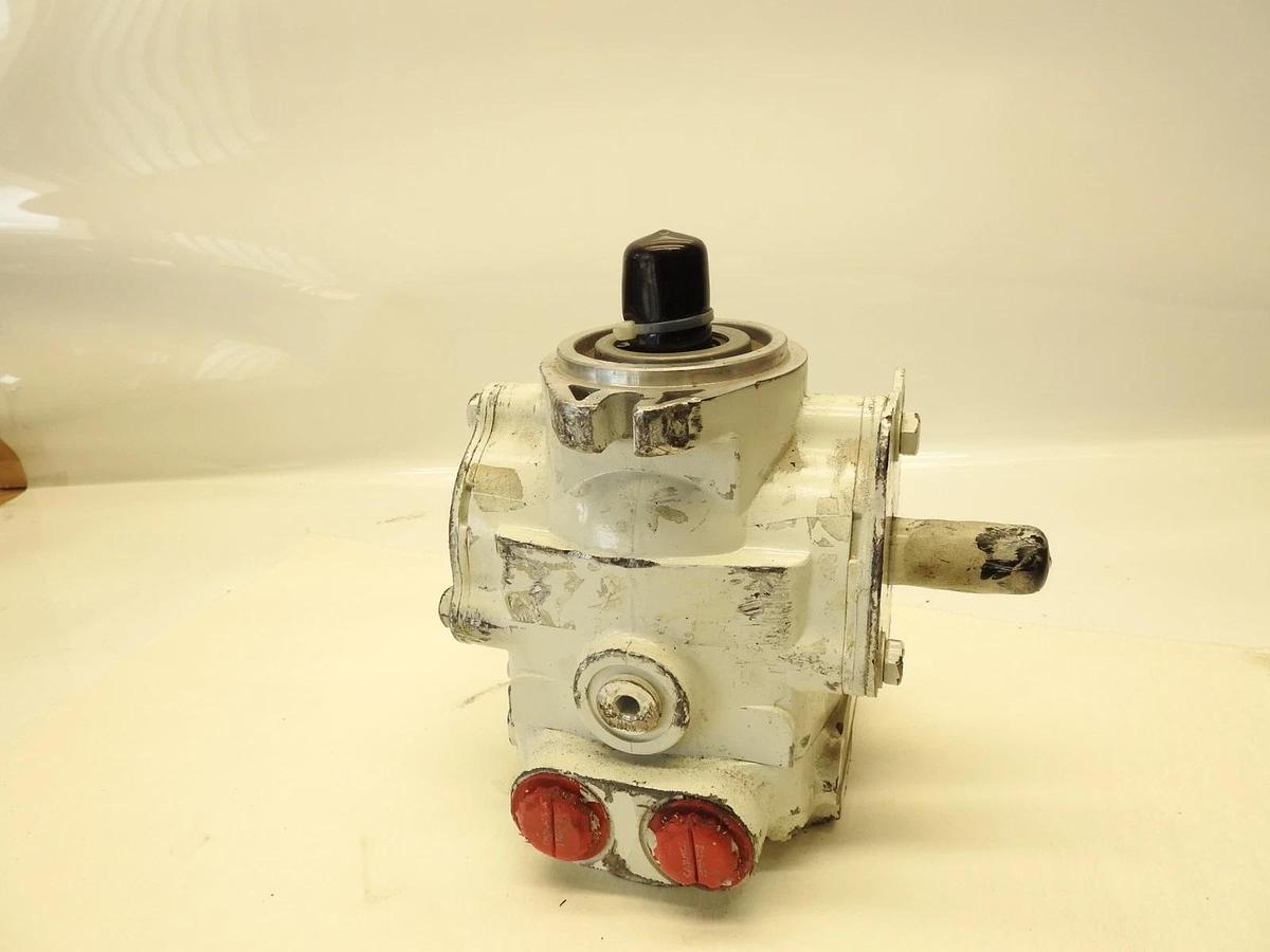 New Oem Eaton 70160-LCA-03 Hydraulic Pump