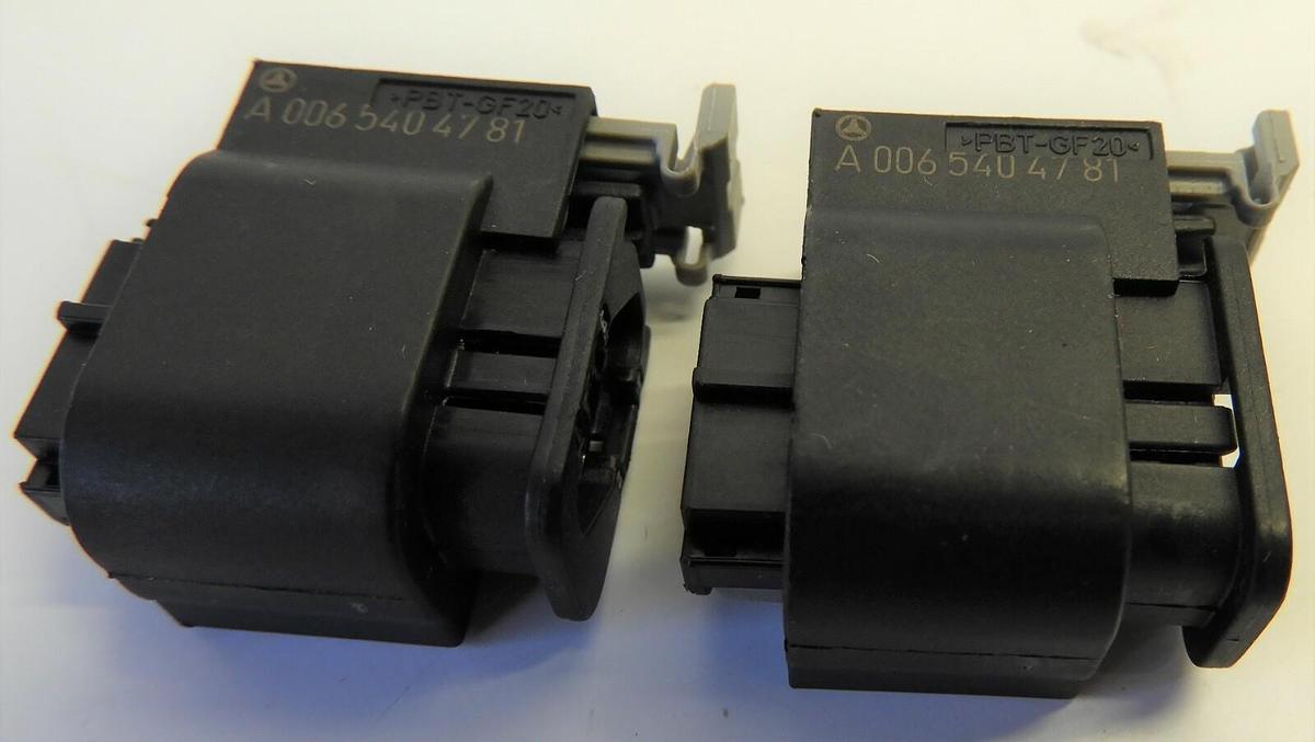 Lot of 2 Connector A 006 540 47 81 Delphi Mercedes PBT GF20 OEM New