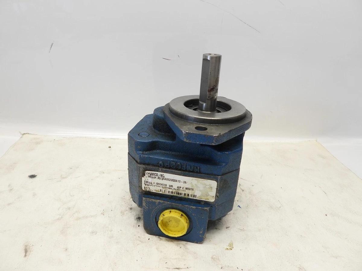 New Permco M124A882UQDA10-24 Hydraulic Pump