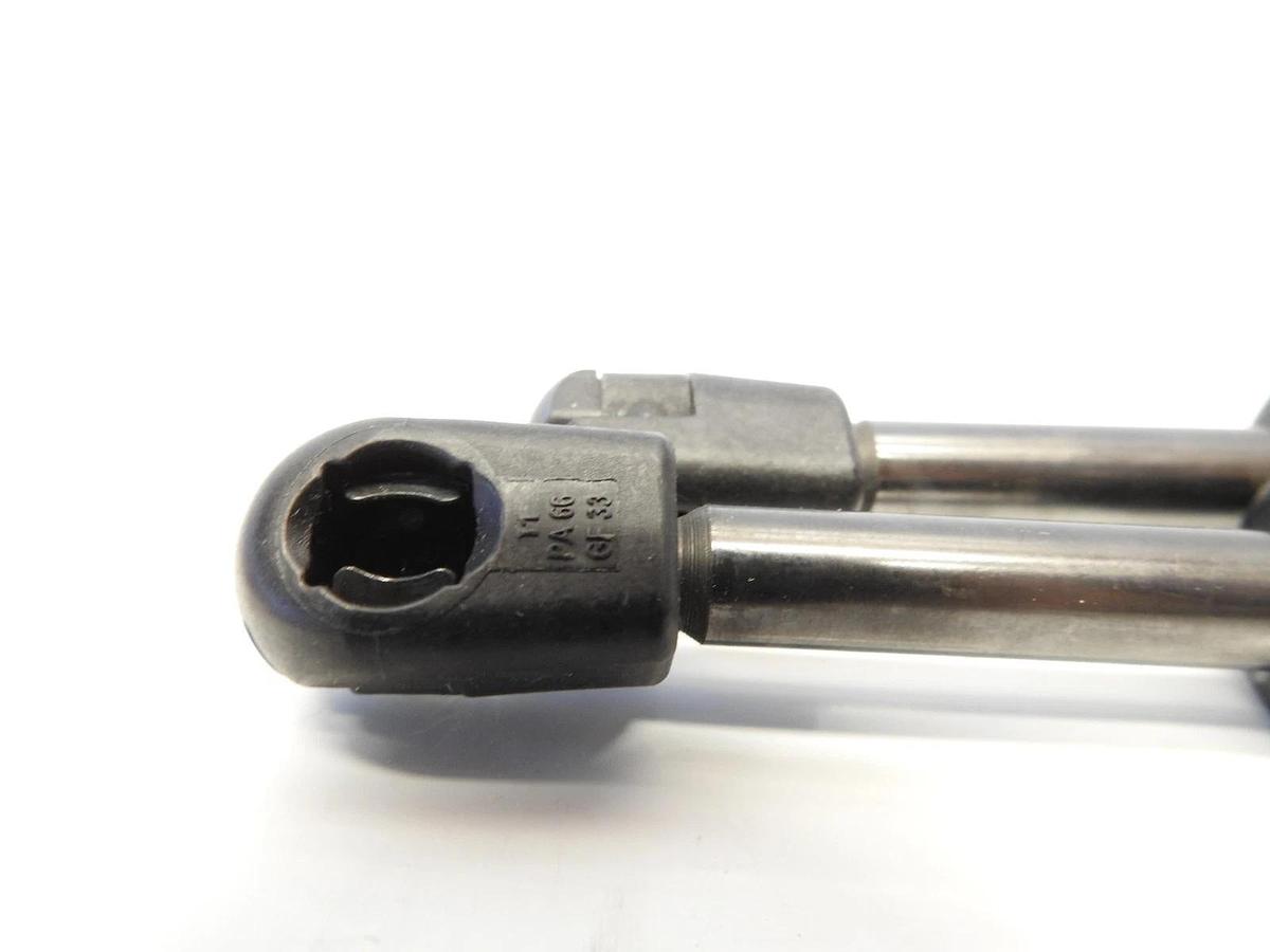 Lot Of 2 Stabilus 04253 0670n Gas Spring Hood Strut