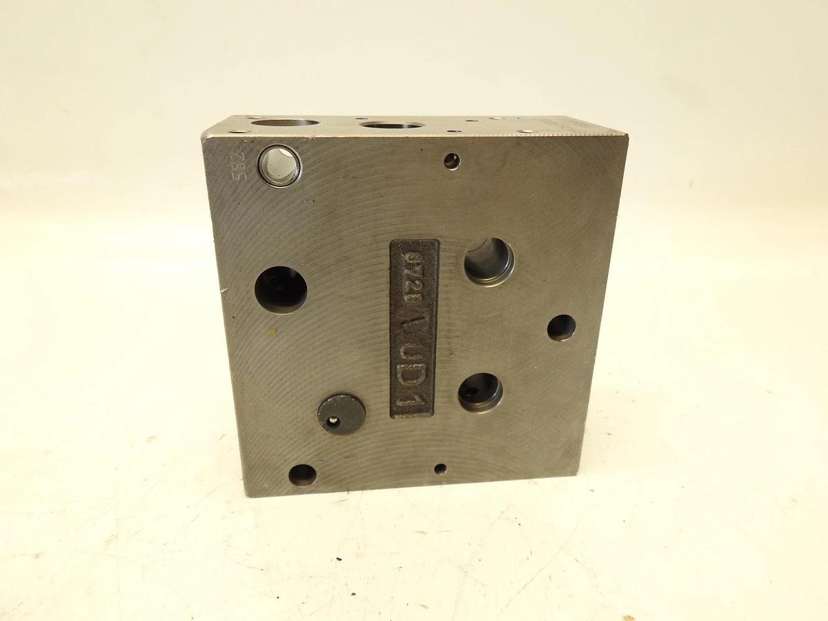New Oem Danfoss 157B6600 Basic Module Valve PVB