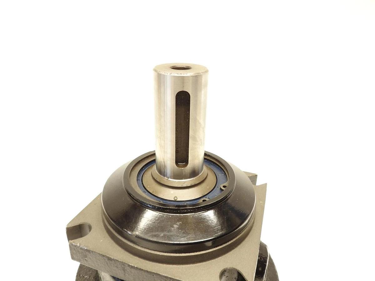 New Genuine MI-Jack 43020008 Hydraulic Pump Motor
