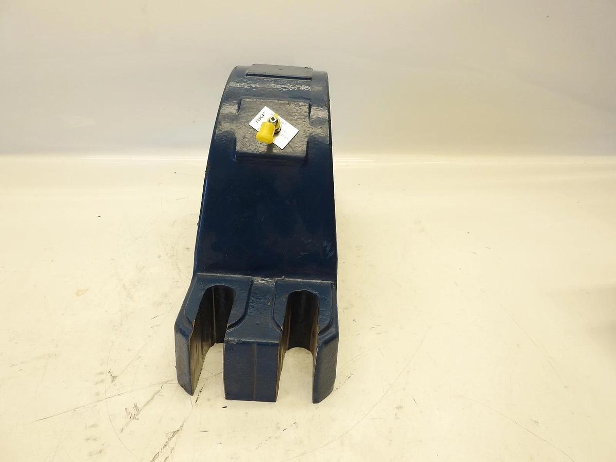 New Genuine SKF P4BE 307-SRB-CRE Pillow Block Roller Bearing Unit - 3-7/16 in Bo