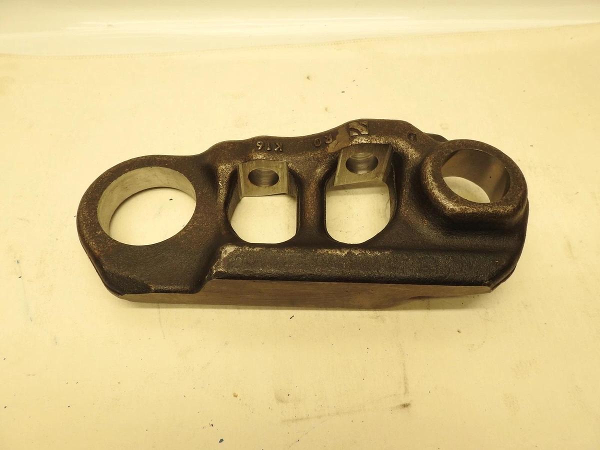 New Oem Komatsu 20Y-32-31130 link