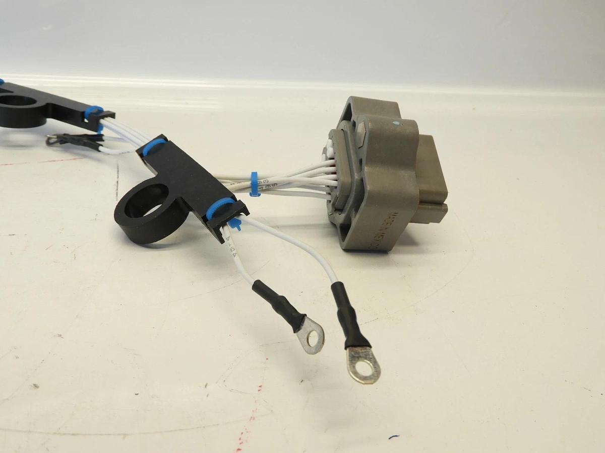New Oem John Deere Original Equipment Wiring Harness #RE509093