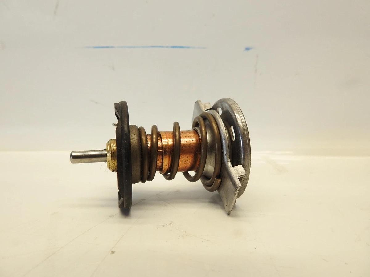 New Single Coolant Thermostat for Ford 08-10 6.4L Powerstroke