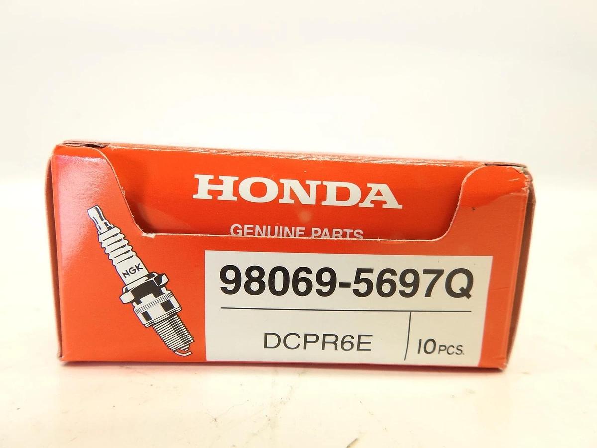Lot Of 10 Honda OEM Spark Plug (DCPR6E) 98069-5697Q