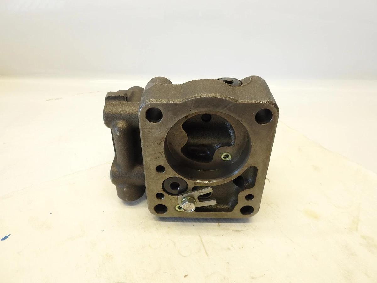 New Oem John Deere LVA801073 2305 2210 Compact Tractor Rockshaft Hydraulic Contr