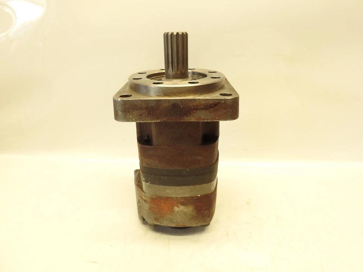 New Oem Eaton Char-Lynn 109-1305-006 Hydraulic Motor