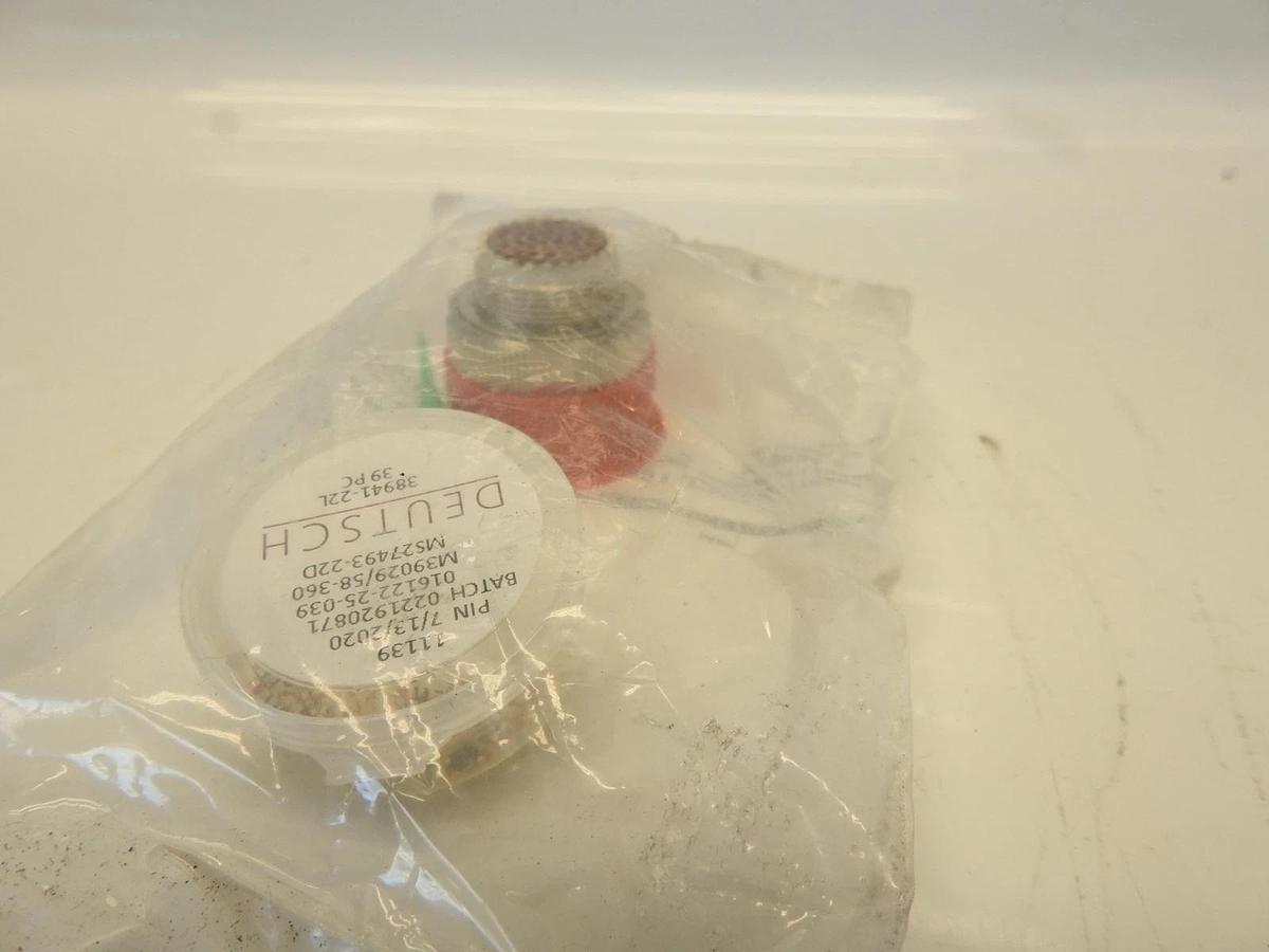 TE Deutch D38999/26FD35PN Circular Connector YDTS26F15-35PNV001
