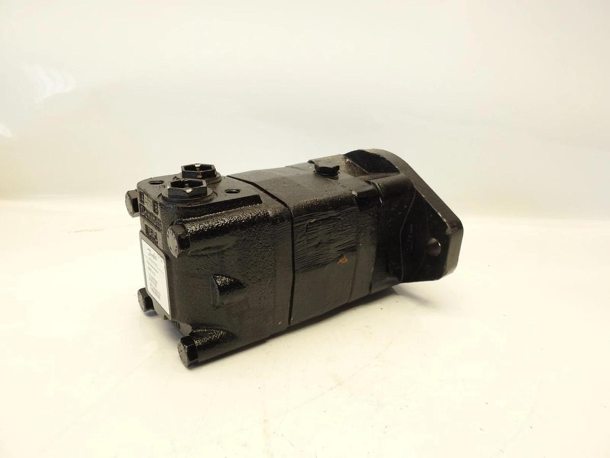 New Oem Danfoss OMS315 Hydraulic Motor 11256536  W12939019