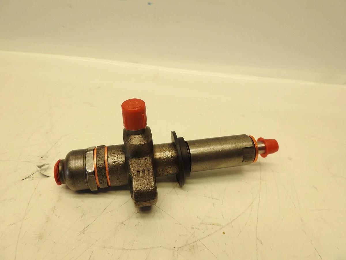 Remanufactured Fuel Injector Fits Massey Ferguson 210586