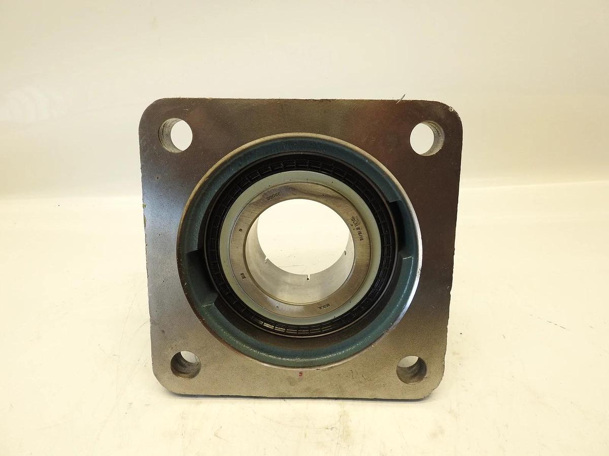 Dodge 058395 Flange Mount Ball Bearing 4 Bolt Concentric Clamp Collar F4B-DLM-21