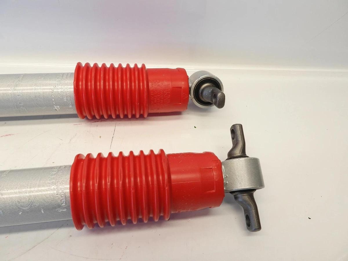 Rancho RS999377 Set of 2 RS9000XL Front Shocks for Silverado/Sierra 2500/3500 HD