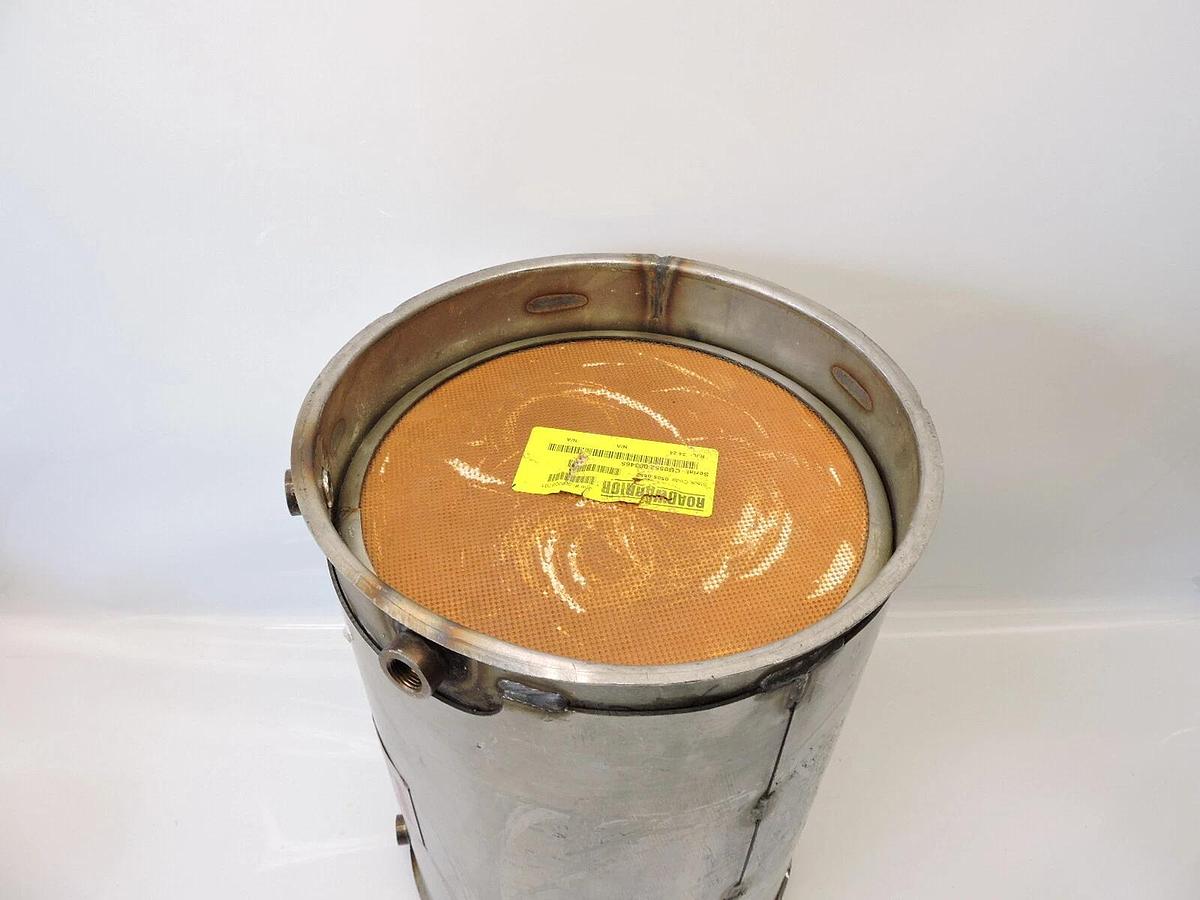 ROADWARRIOR C0136-SA - Diesel Particulate Filter (DPF) - Cummins ISC, PX8