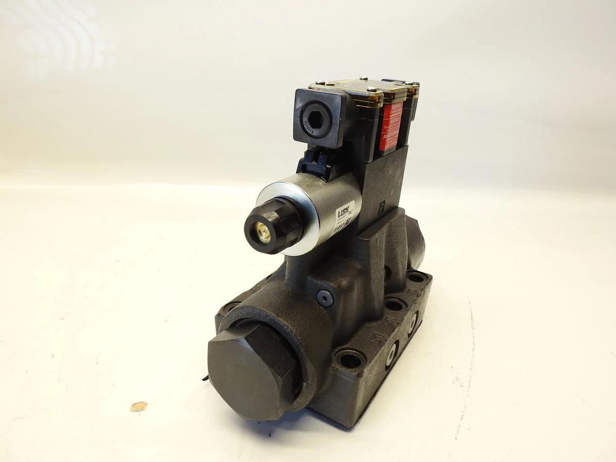 New Oem Parker D61VW001H4NKG5 Pilot Operated Directional Control Valve - D61VW S