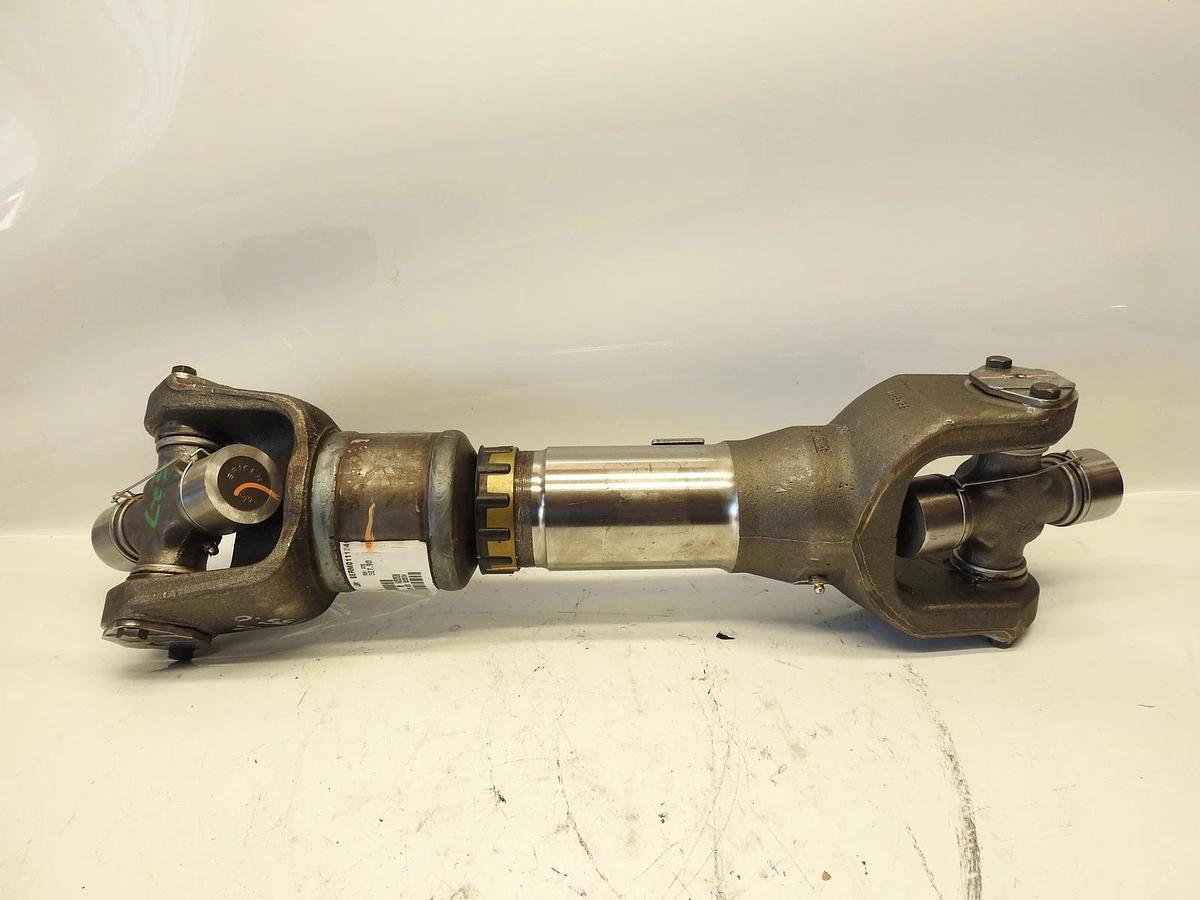 New Oem DANA Spicer DRIVESHAFT - 822101-0224