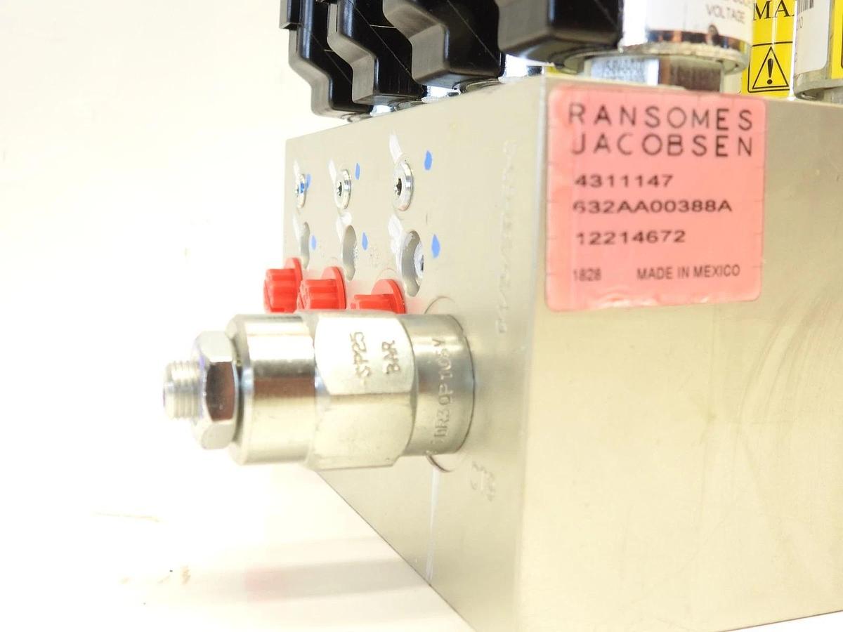 NEW OEM JACOBSEN 4311147 HYDRAULIC LIFT VALVE VALVE-LIFTD/AC