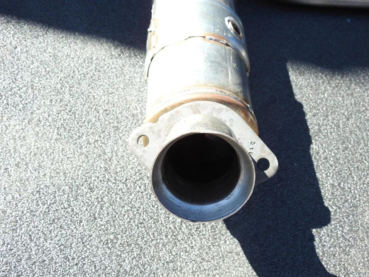 New Genuine Mopar Exhaust Pipe and Converter 2020-2022 Ram 1500 68433692AA OEM
