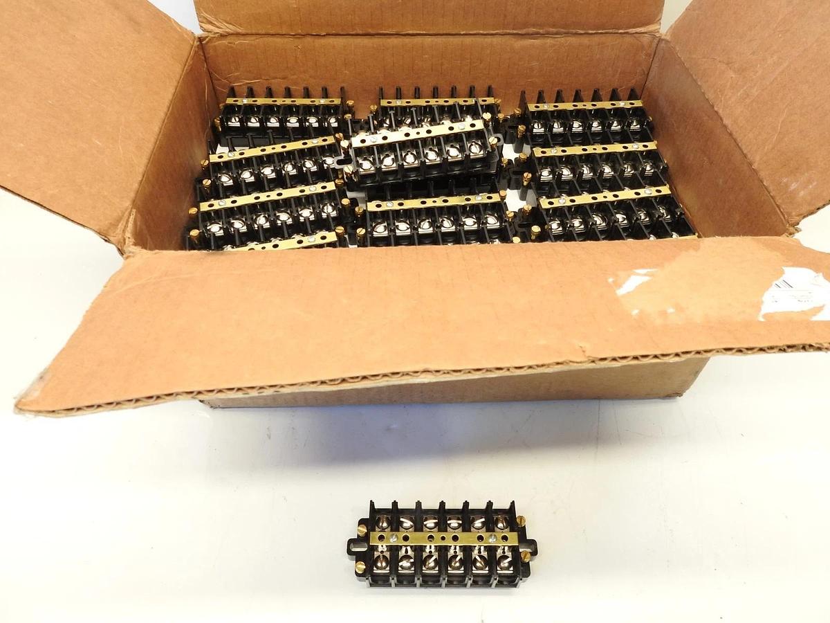 Lot Of 50 Eaton Bussman KUSC8 Barrier Terminal Blocks