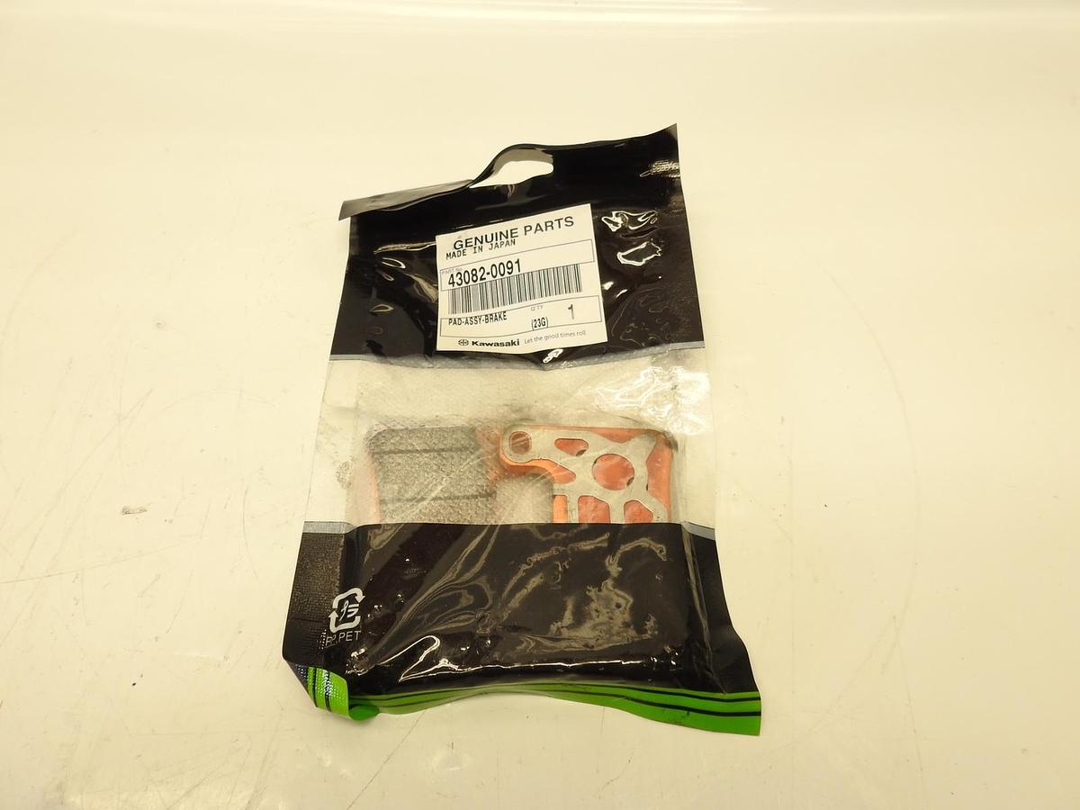 NEW 2008 - 2024 GENUINE KAWASAKI Z900 NINJA ZX10R FRONT BRAKE PAD SET 43082-0091