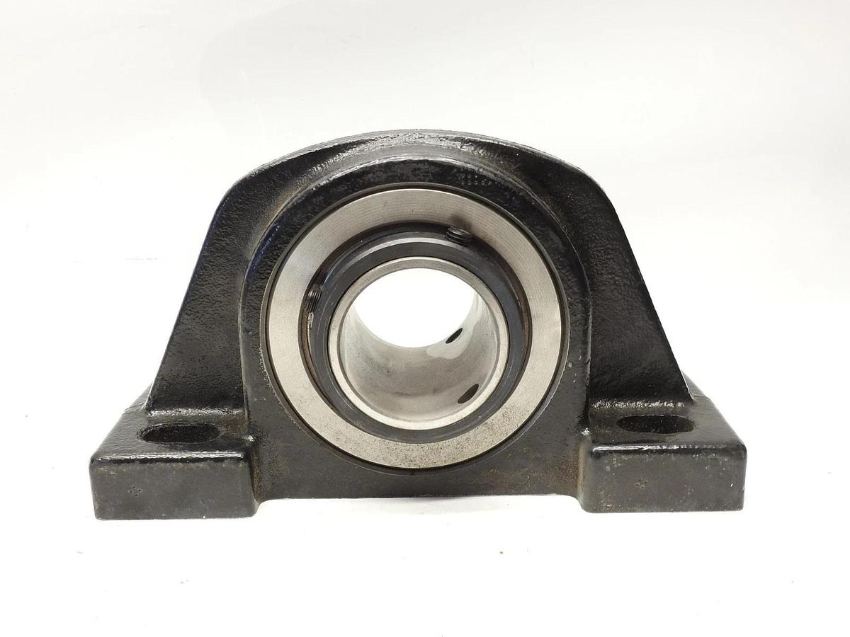 Rexnord ZPS5215F New Roller Bearing Pillow Block  2 15/16