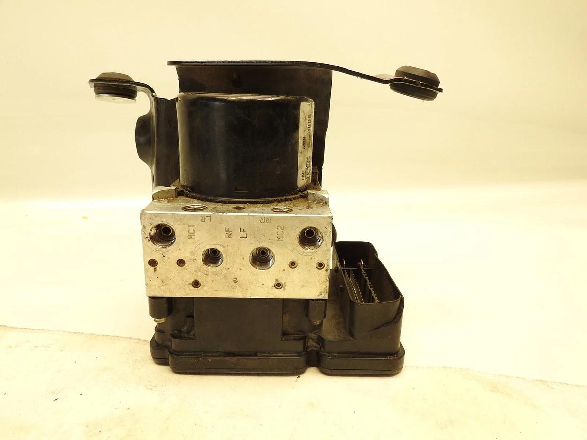 AS IS OEM 17-18 Cadillac XT5 ABS Anti-Lock Brake Pump Module Unit 84088015