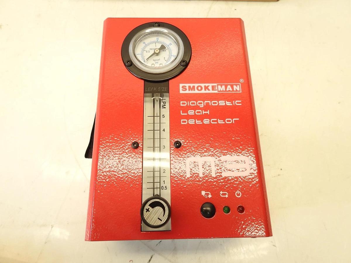 Automotive EVAP Smoke Machine Diagnostic Vacuum Leak Detection Tester