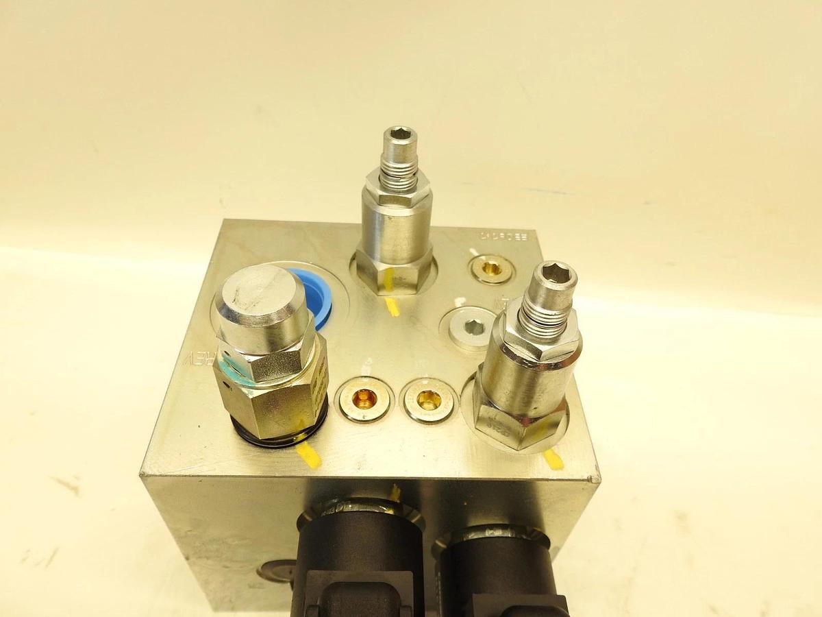 New Oem Jacobsen 4302031 Hydraulic Transmission Valve Comatrol 11144187 (121515)