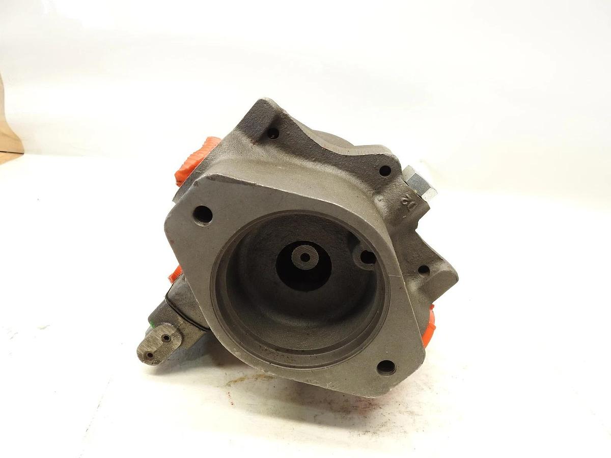 New Oem Eaton Vickers PVQ40-B2R-B26-SS2S Hydraulic Piston Pump